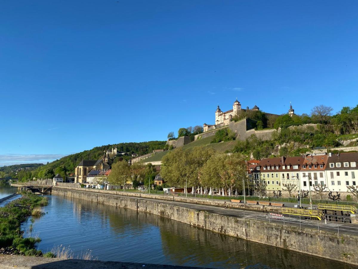 Ferienwohnung Dachtraum Waldner Würzburg Exterior foto
