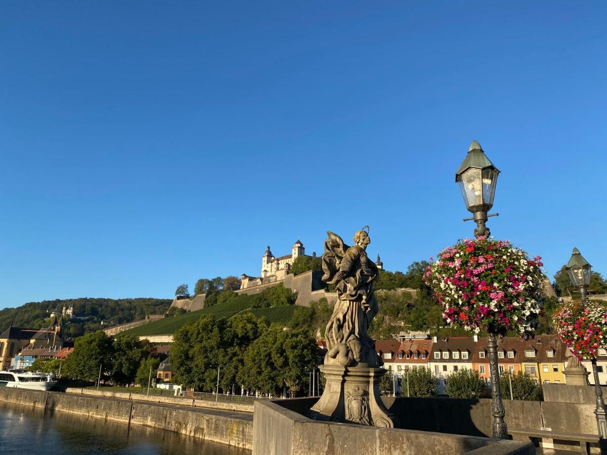 Ferienwohnung Dachtraum Waldner Würzburg Exterior foto